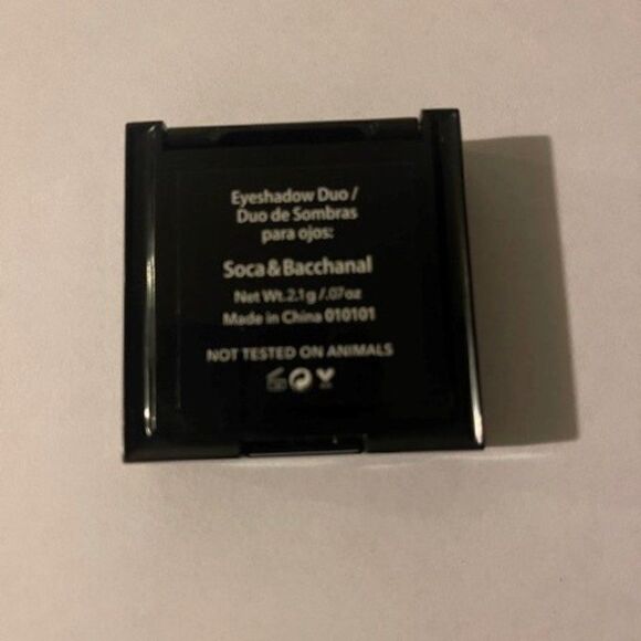 Shaina B Duo Shades Make Up Palette Travel Size - Picture 4 of 6